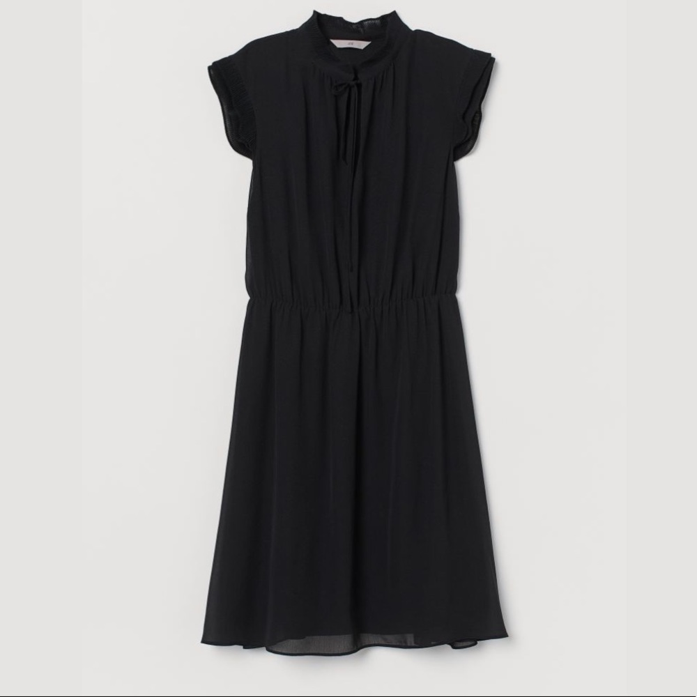 H&M Cap-Sleeved Dress